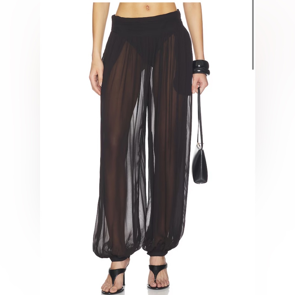 Guetta Pant in Black
Tularosa